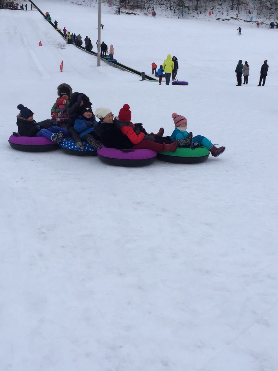 黑龍江大灣滑雪場冰雪樂園成功開幕，河北迪特加油助威